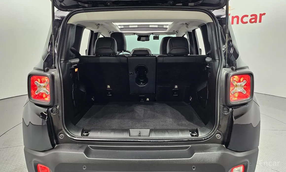 Фото 20 - Jeep Renegade