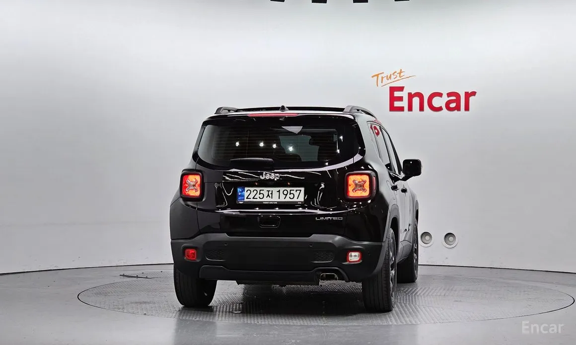 Фото 4 - Jeep Renegade