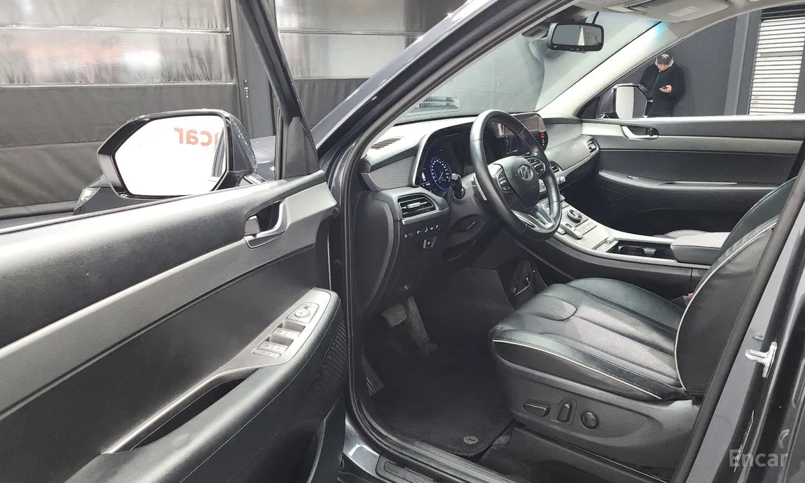 Photo 10 - Hyundai Palisade