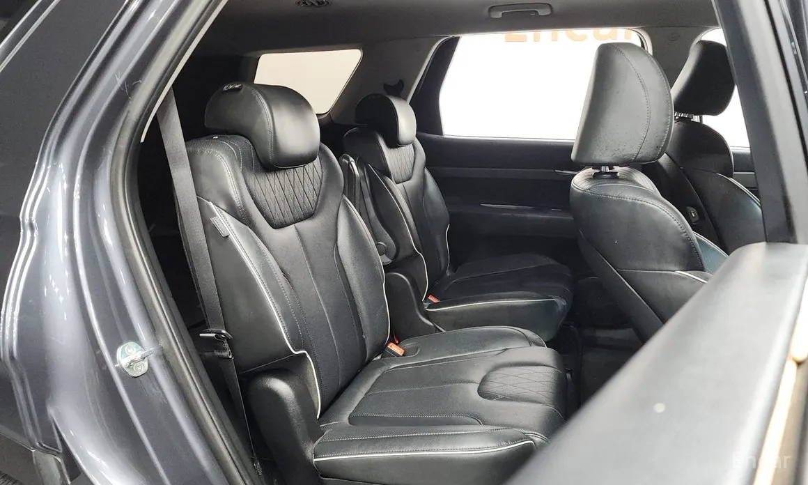 Photo 12 - Hyundai Palisade
