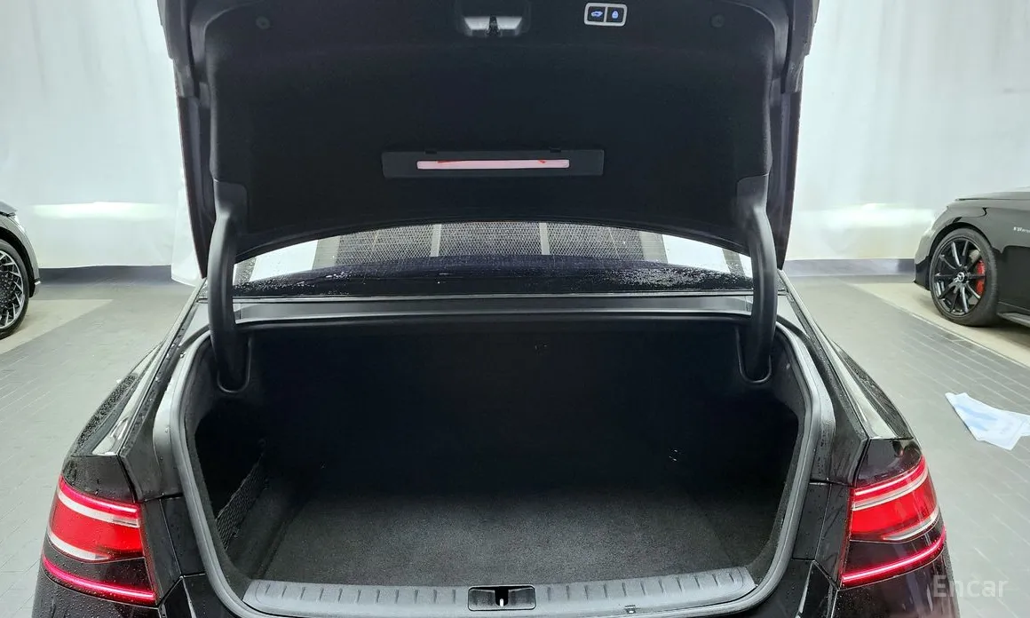 Фото 20 - Genesis G90