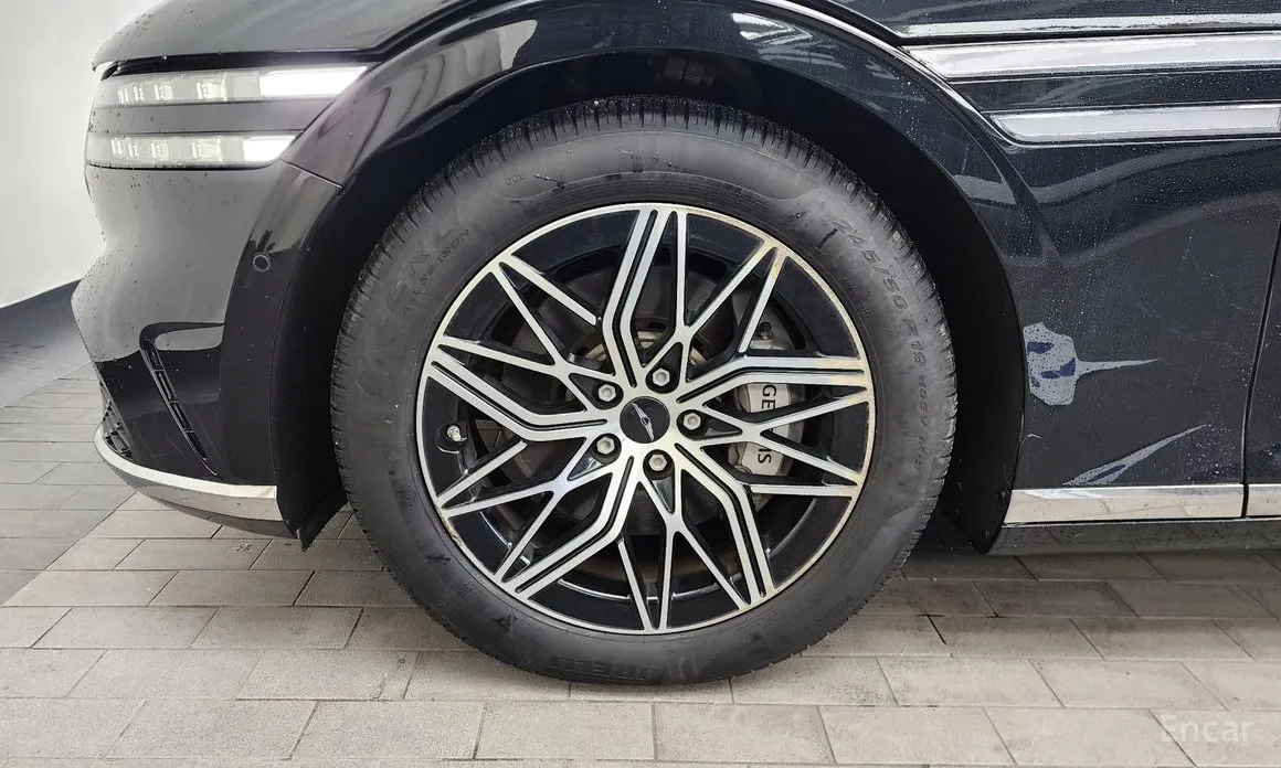 Фото 5 - Genesis G90