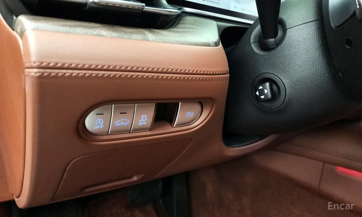 Фото 16 - Genesis G90