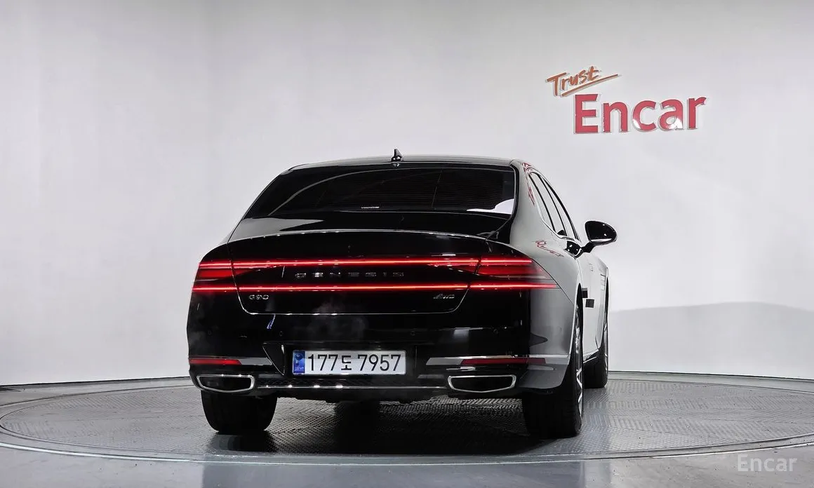 Фото 4 - Genesis G90