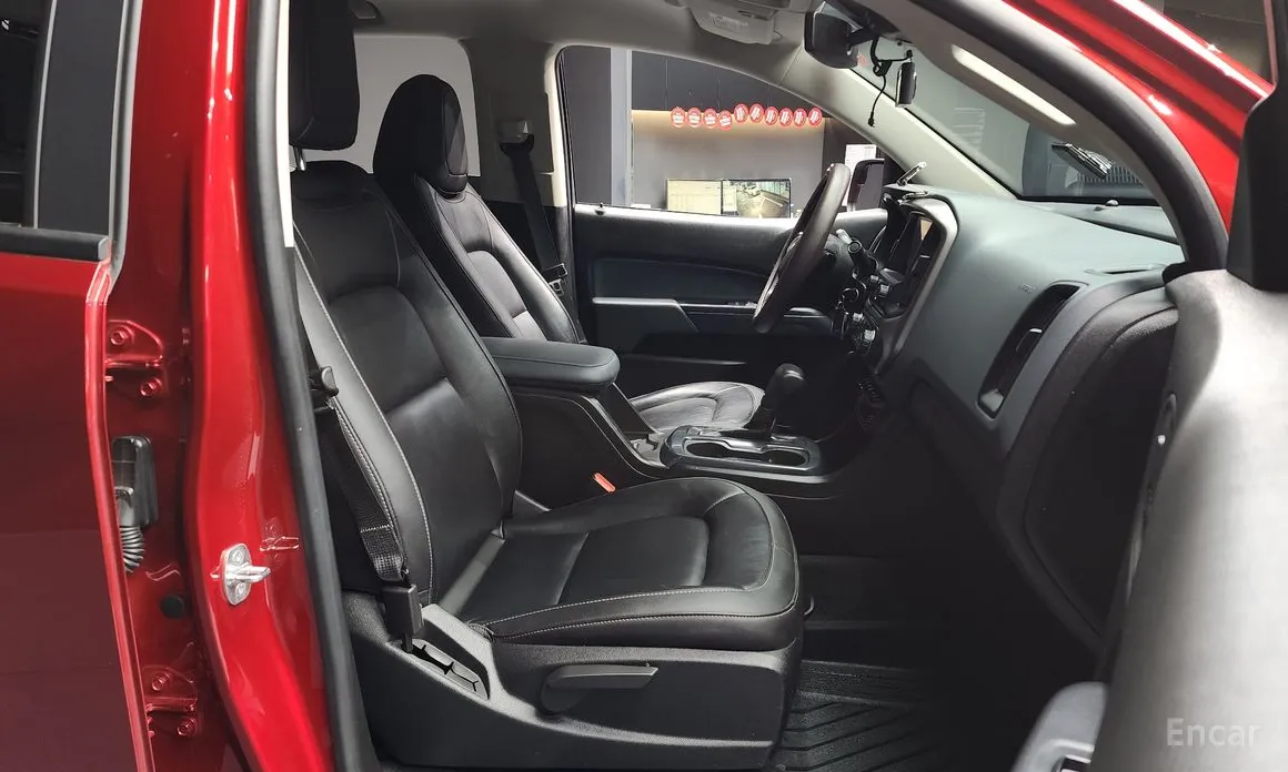 Фото 11 - Chevrolet Colorado