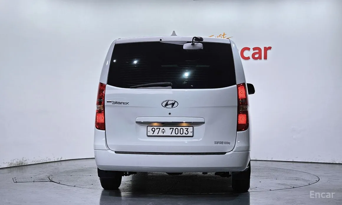 Фото 4 - Hyundai Starex