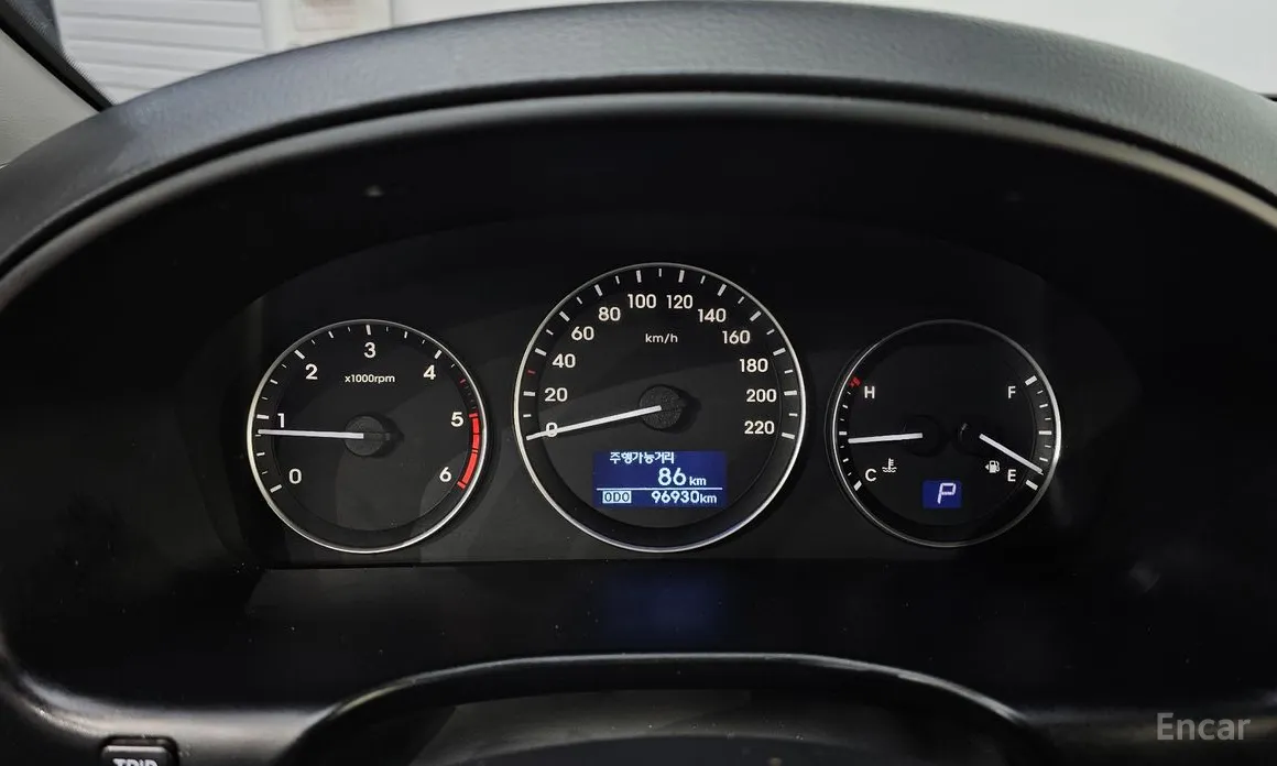 Фото 8 - Hyundai Starex