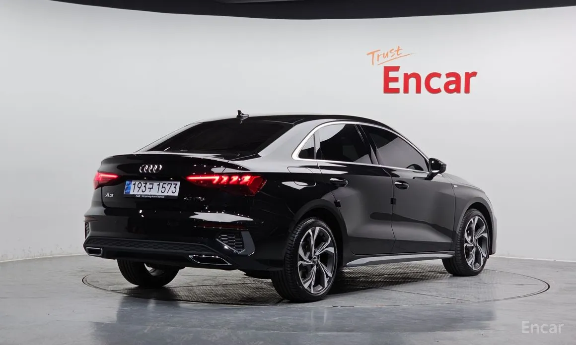 Фото 2 - Audi A3