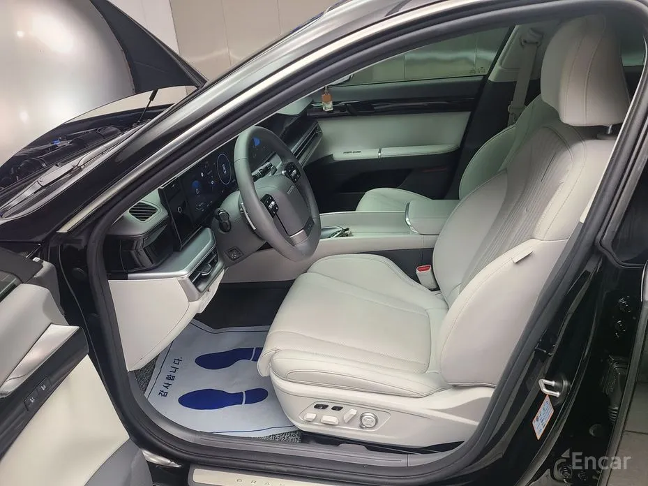 Фото 10 - Hyundai Grandeur