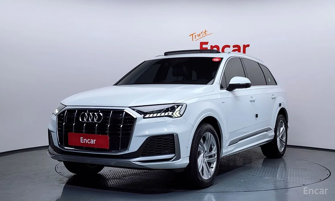 Фото 1 - Audi Q7