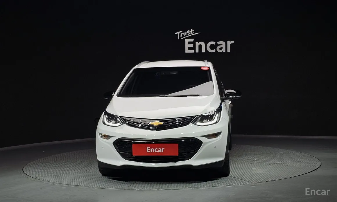 Фото 3 - Chevrolet Bolt EV