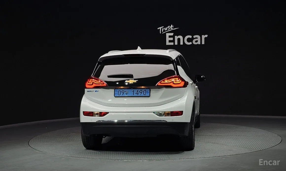 Фото 4 - Chevrolet Bolt EV