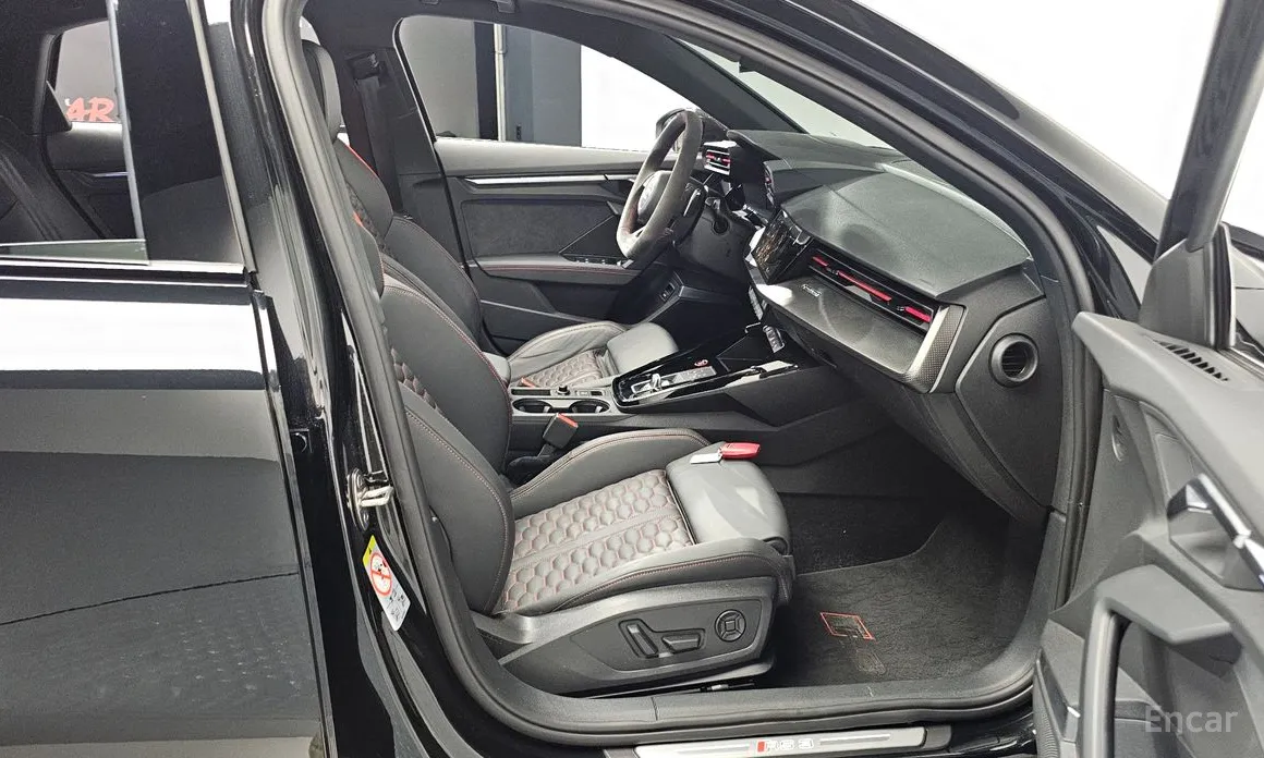 Фото 11 - Audi RS 3