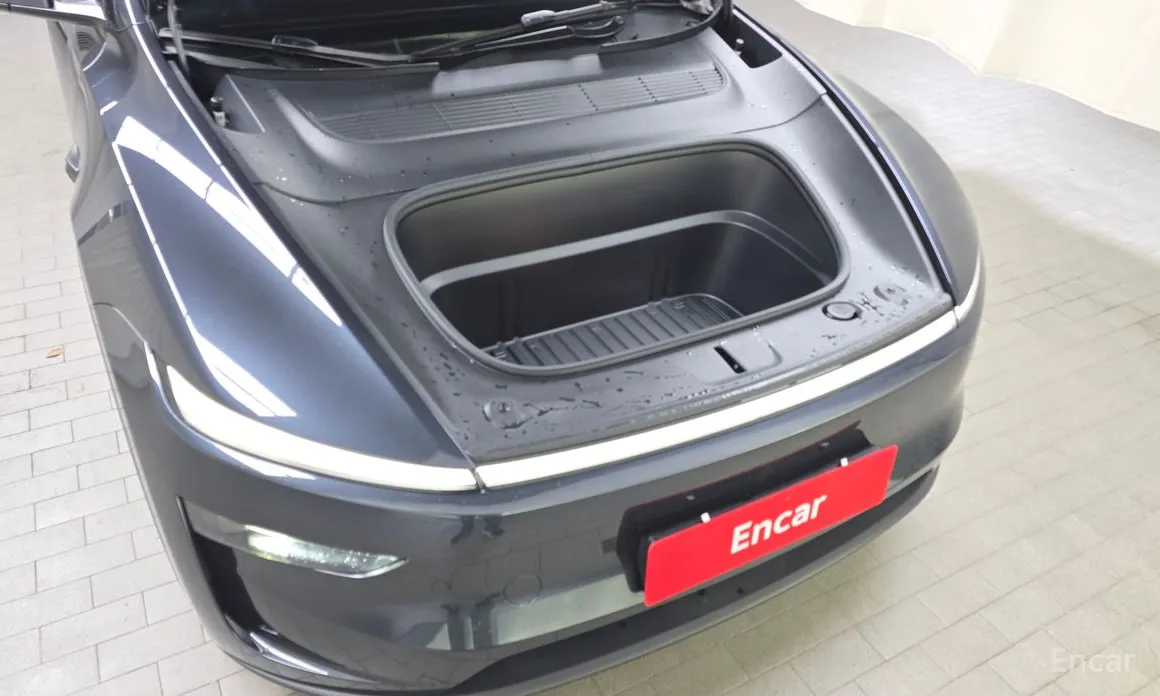 Фото 6 - Tesla Model Y