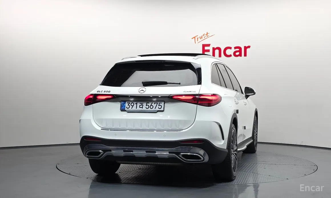 Фото 4 - Mercedes-Benz GLC-Class