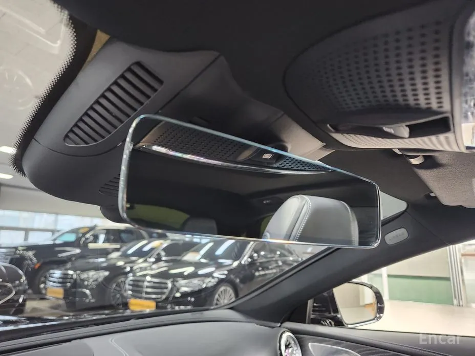 Фото 15 - Mercedes-Benz AMG GT