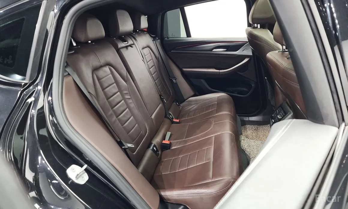 Фото 12 - BMW X4