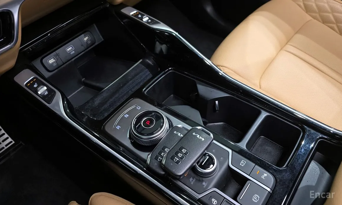 Фото 9 - Kia Sorento
