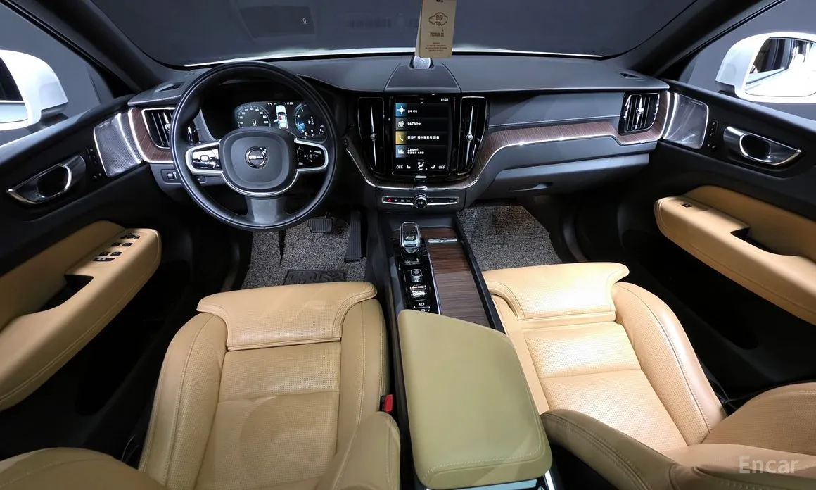 Фото 7 - Volvo XC60