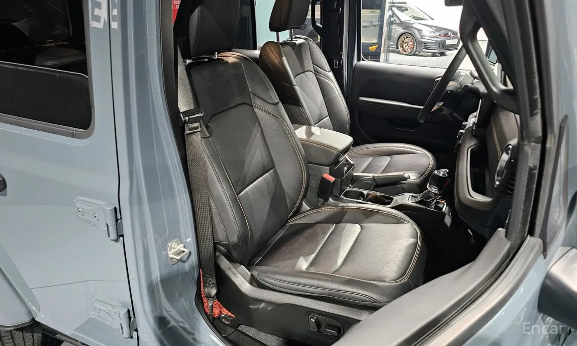 Фото 10 - Jeep Wrangler