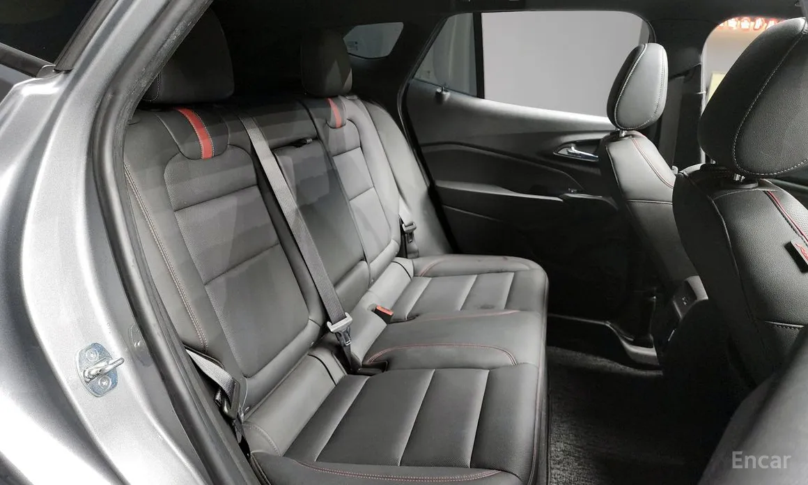 Фото 12 - Chevrolet Trax