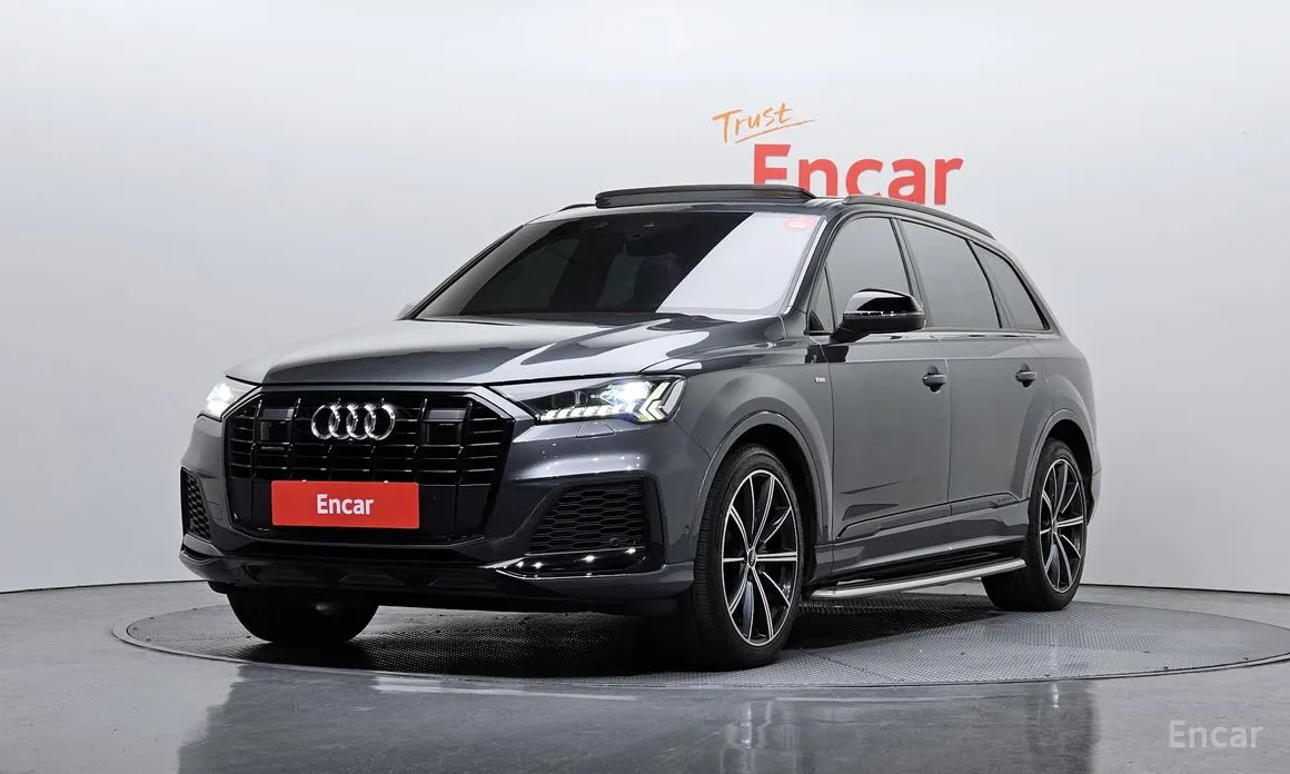 Фото 1 - Audi Q7