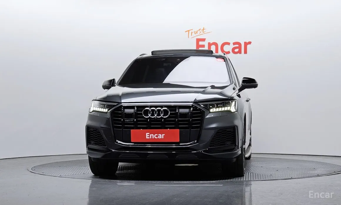 Фото 3 - Audi Q7