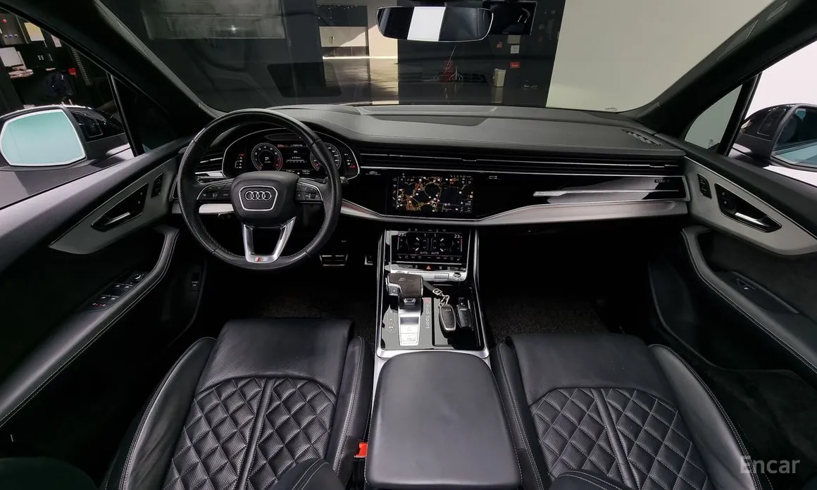 Фото 7 - Audi Q7