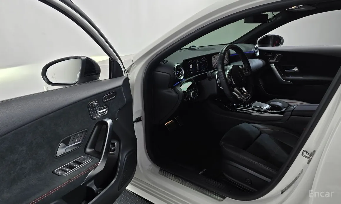 Фото 10 - Mercedes-Benz A-Class