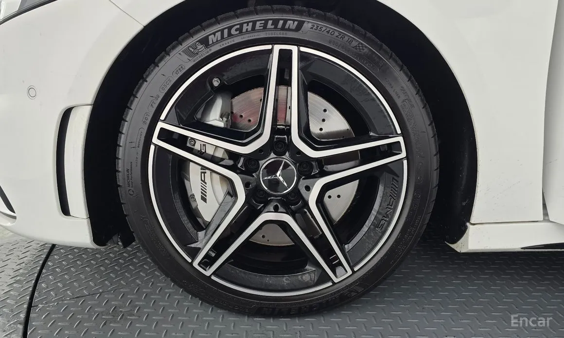 Фото 5 - Mercedes-Benz A-Class