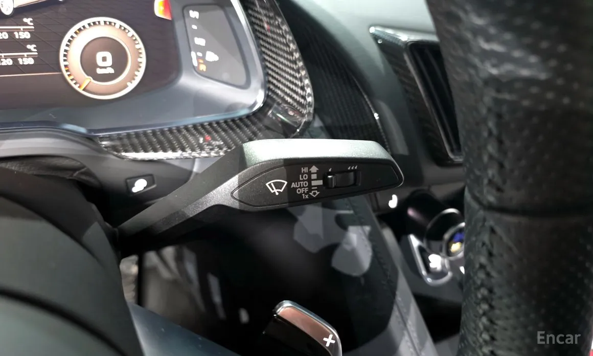 Фото 17 - Audi R8