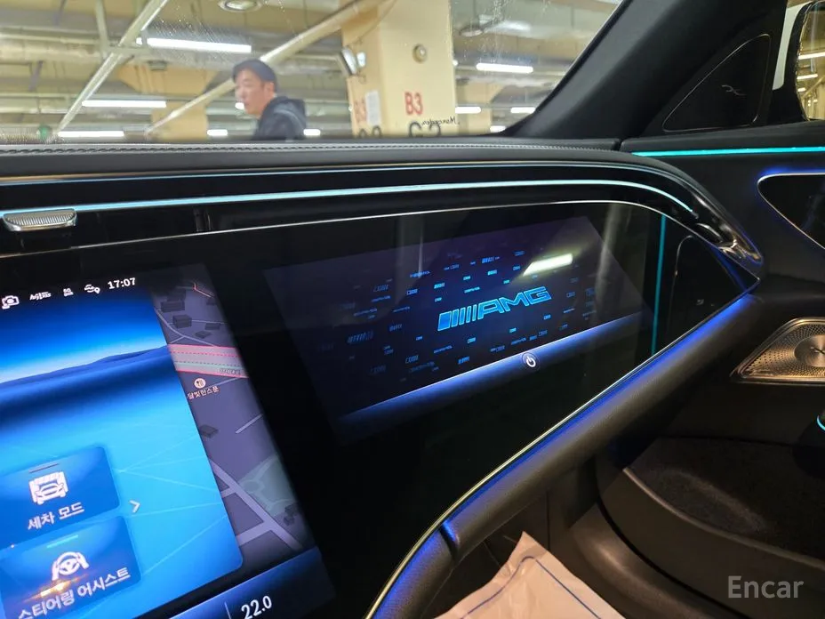 Фото 20 - Mercedes-Benz E-Class