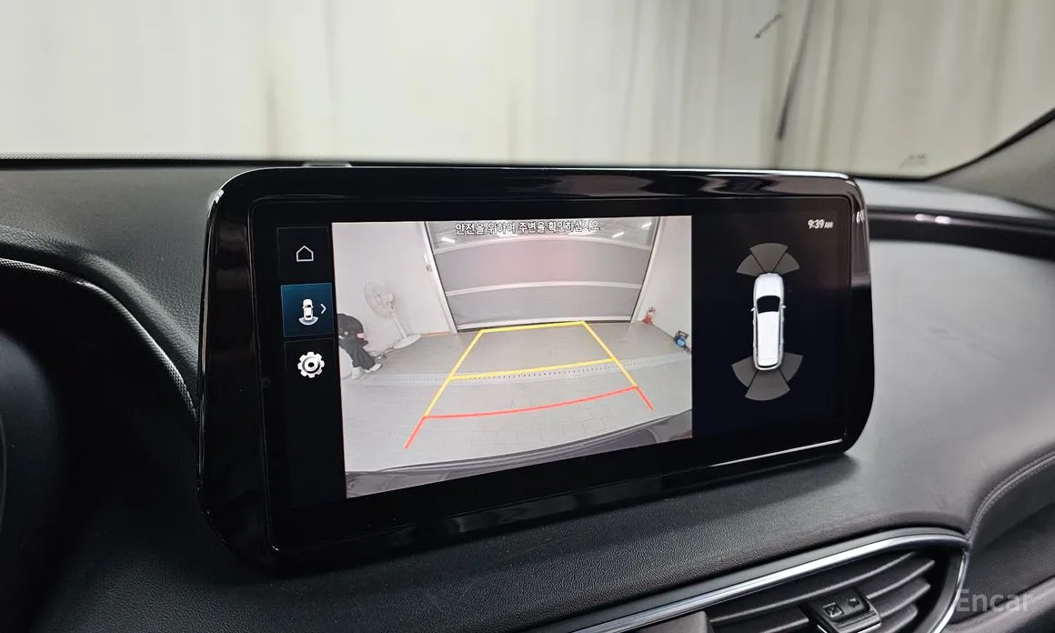 Фото 16 - Hyundai Santa Fe