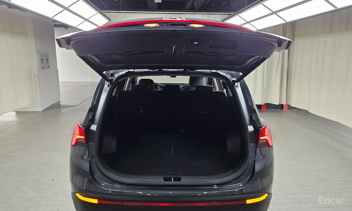 Фото 20 - Hyundai Santa Fe