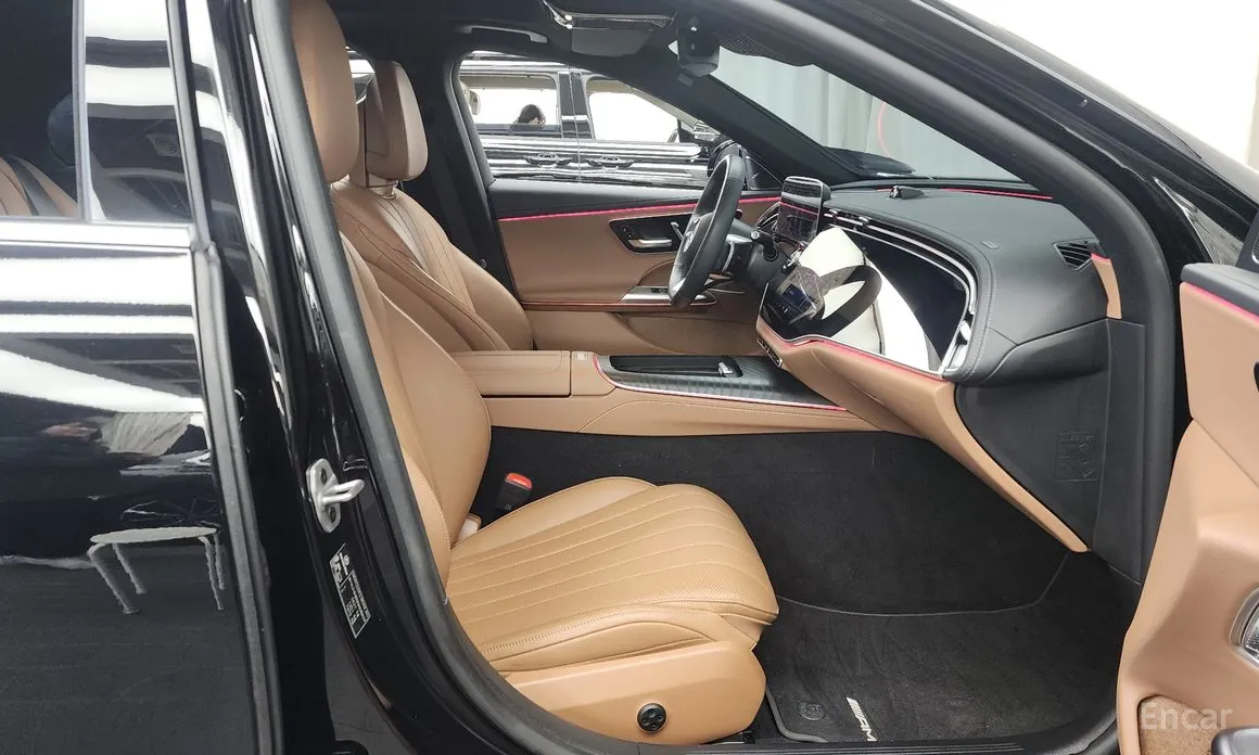 Фото 11 - Mercedes-Benz E-Class