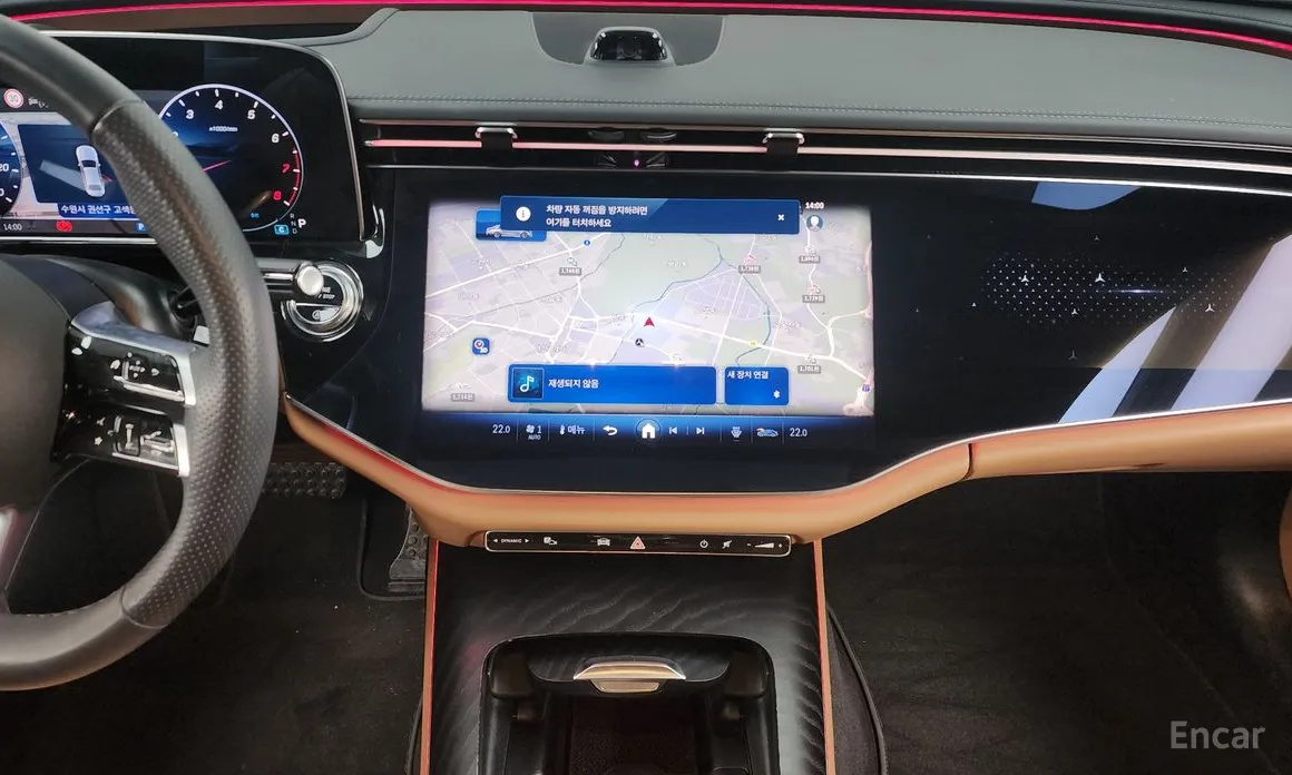 Фото 14 - Mercedes-Benz E-Class