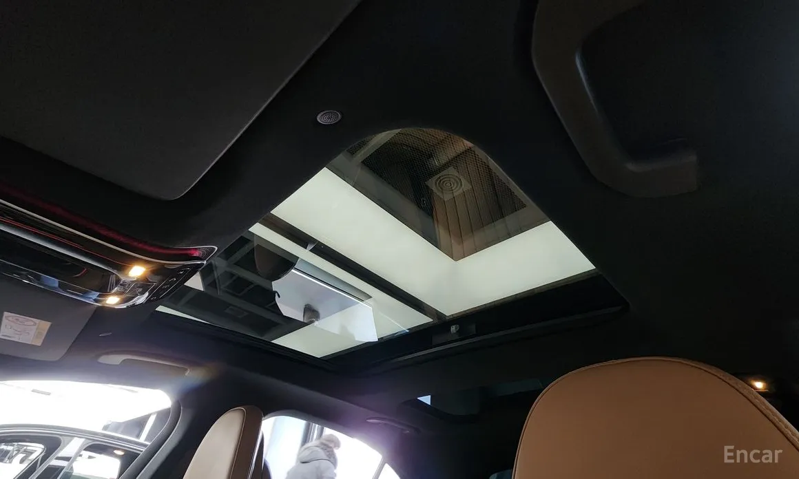 Фото 18 - Mercedes-Benz E-Class