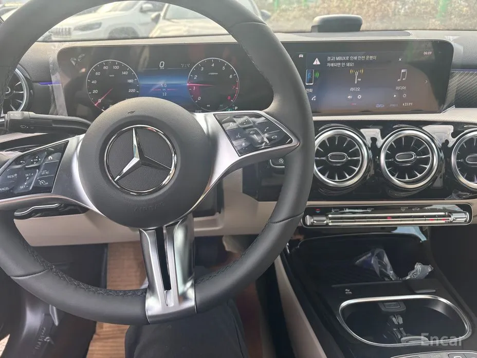 Фото 7 - Mercedes-Benz A-Class