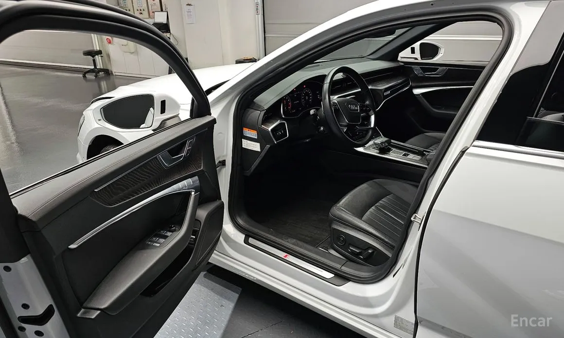 Фото 10 - Audi A6