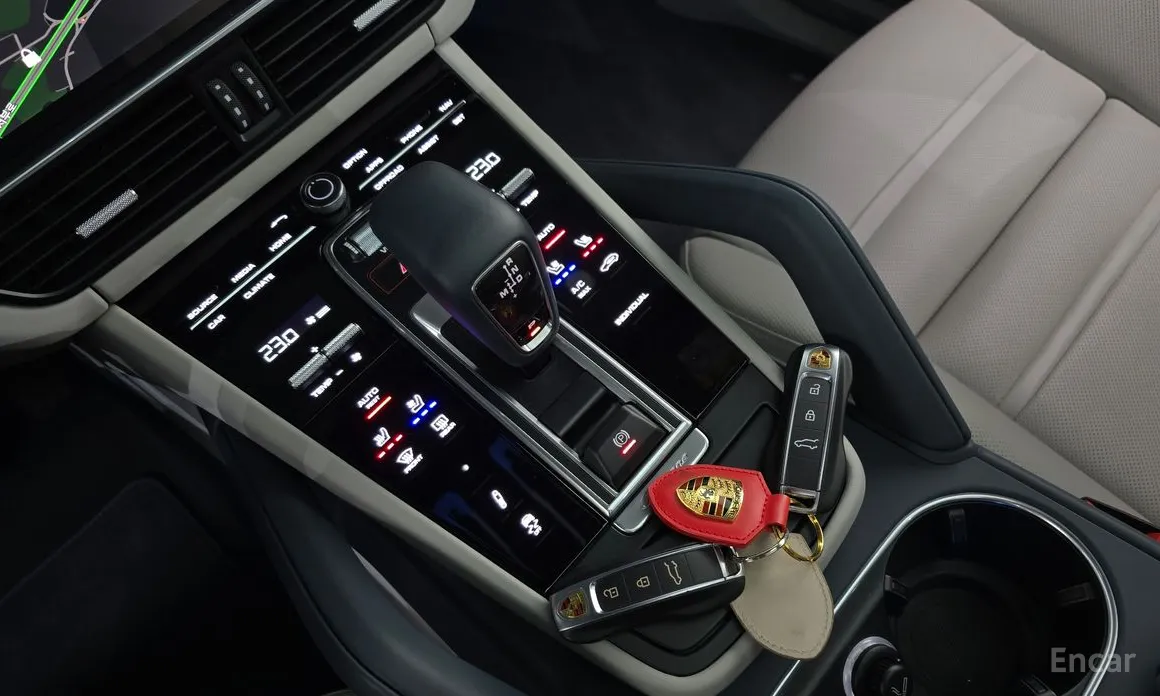 Фото 9 - Porsche Cayenne