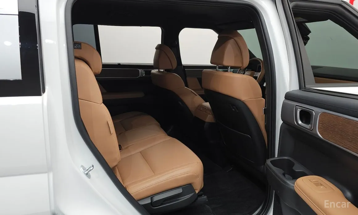 Фото 12 - Hyundai Santa Fe