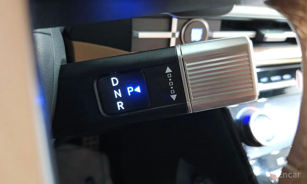 Фото 9 - Hyundai Santa Fe