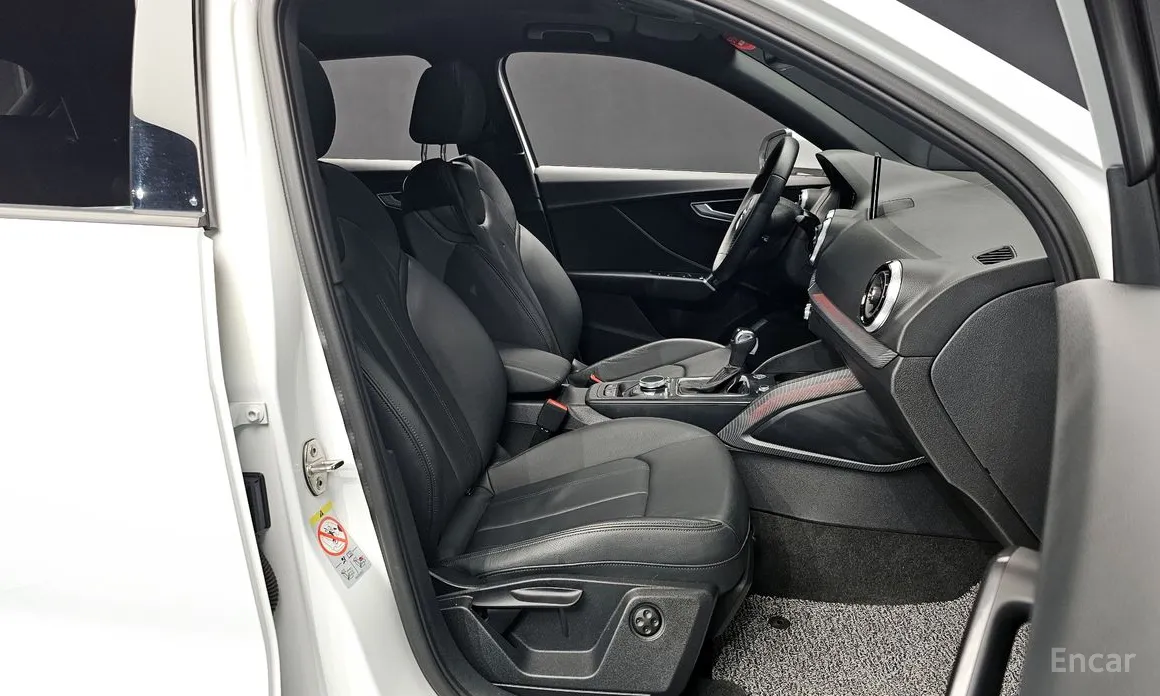 Фото 10 - Audi Q2