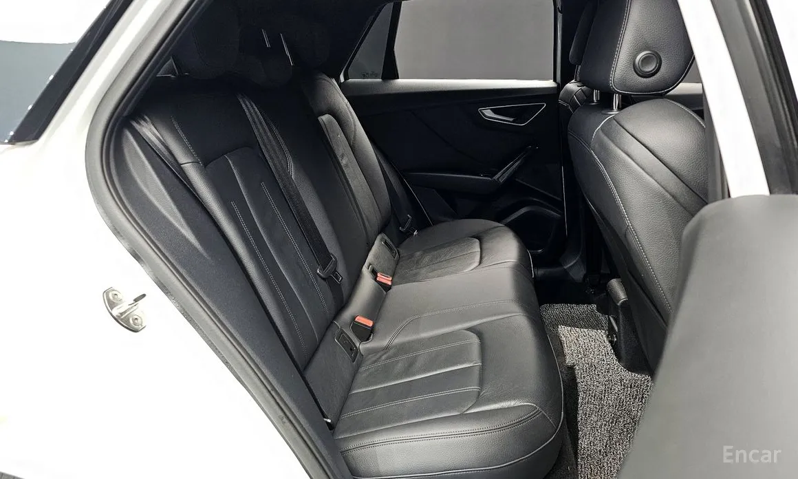 Фото 12 - Audi Q2