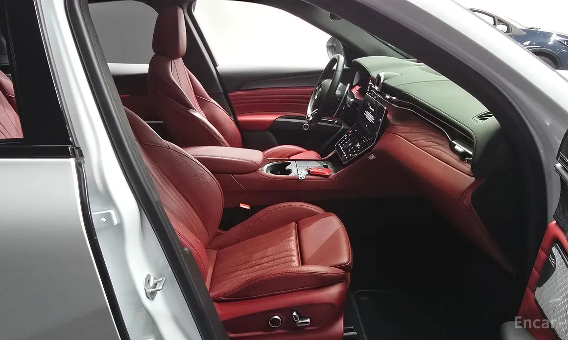 Фото 10 - Maserati Grecale