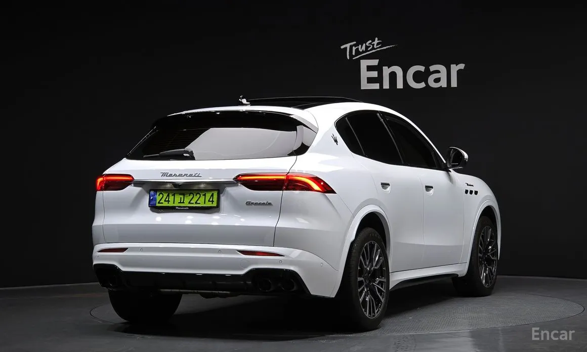 Фото 2 - Maserati Grecale