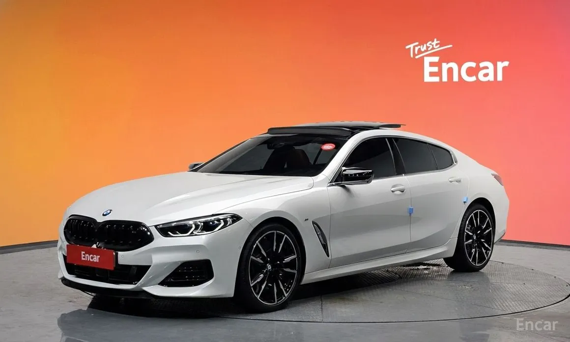 Фото 1 - BMW 8 Series