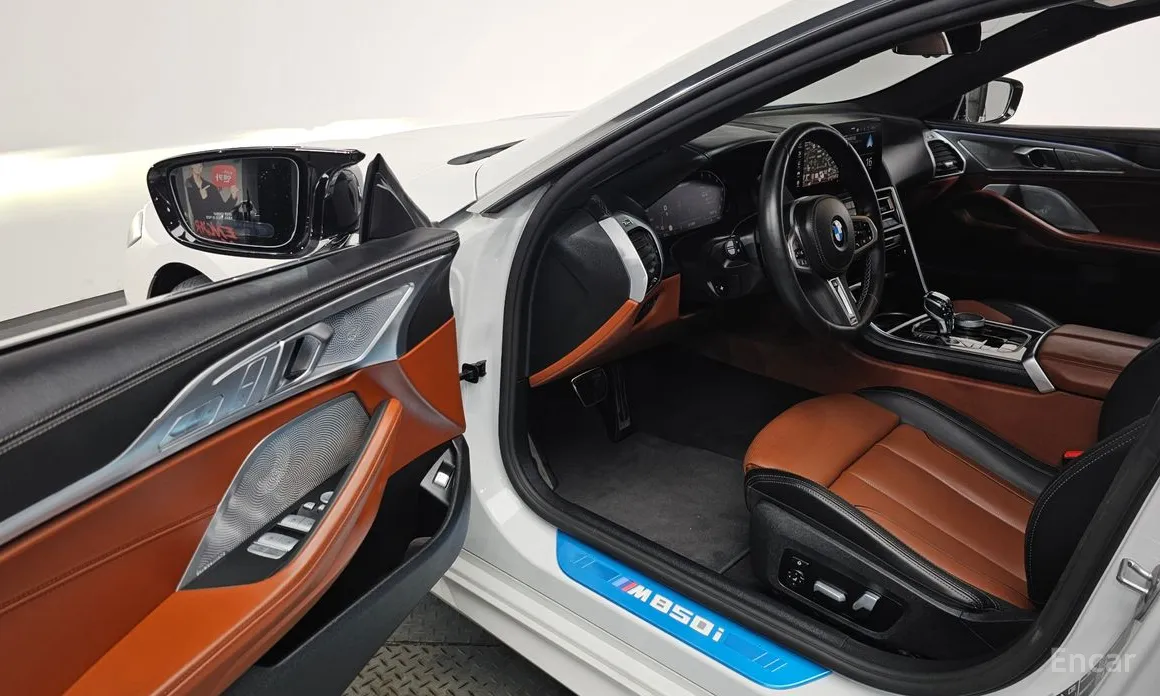 Фото 11 - BMW 8 Series