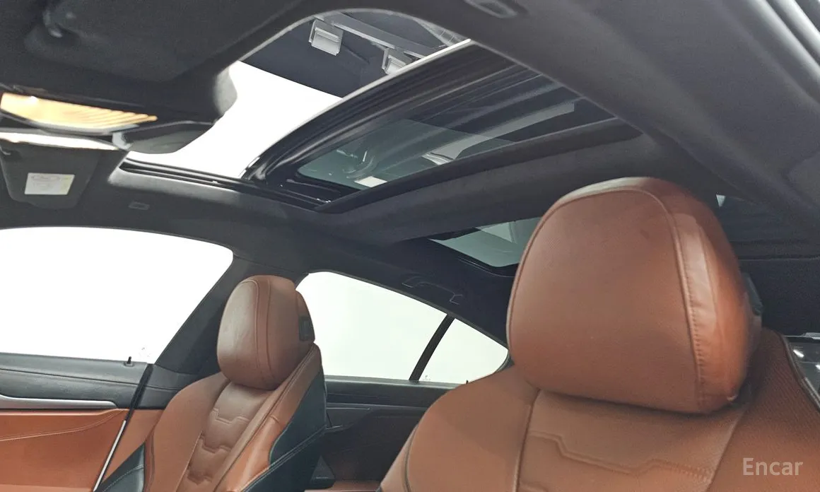 Фото 18 - BMW 8 Series