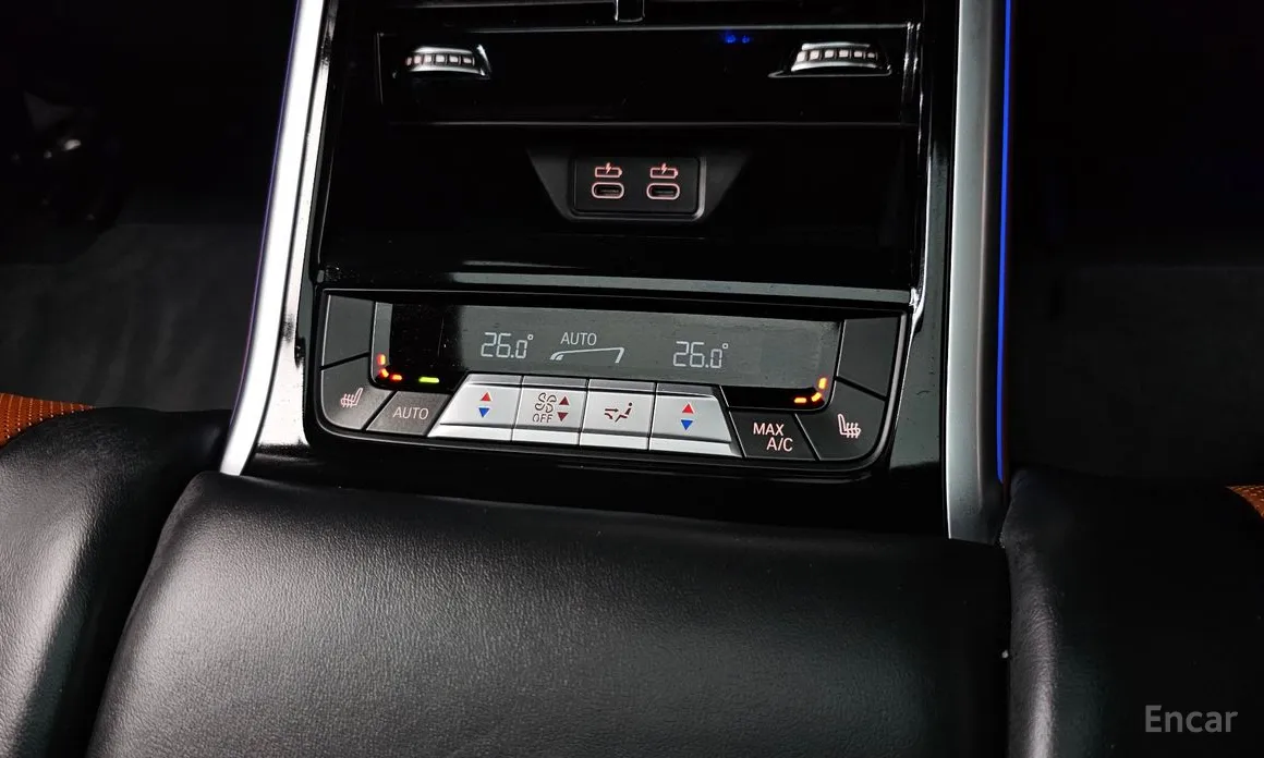 Фото 19 - BMW 8 Series